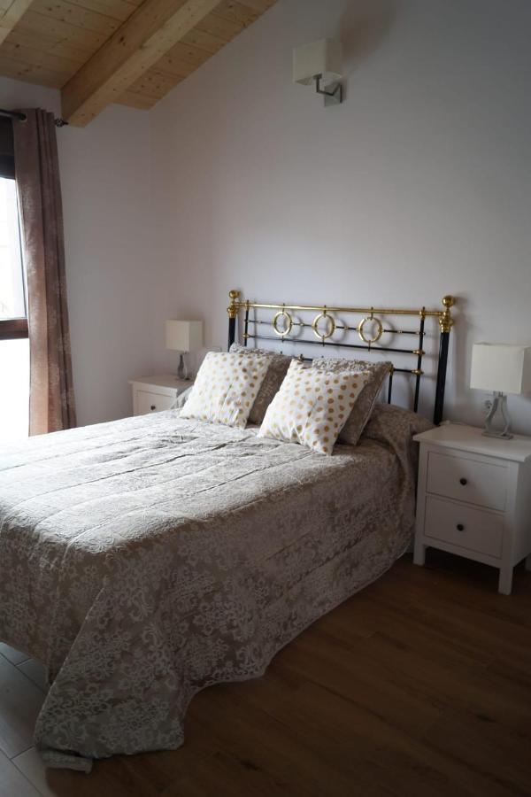 Puente Viejo De Buitrago Casa Enebro Apartment Буитраго дел Лосоя Екстериор снимка